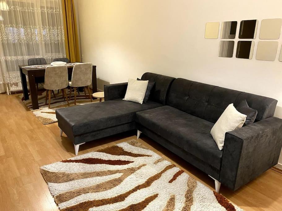 Ankara Merkezde 3+1 Full Daire ภายนอก รูปภาพ