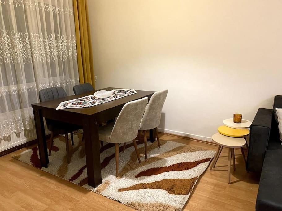 Ankara Merkezde 3+1 Full Daire ภายนอก รูปภาพ